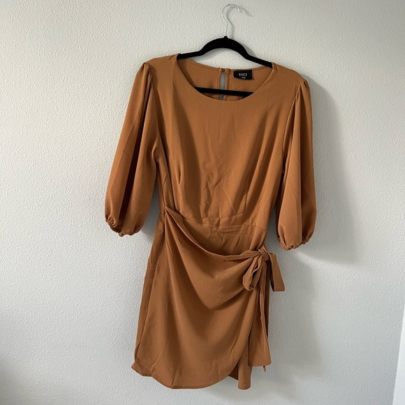 ✨NWOT VICI DRESS ✨ - Picture 5 of 14